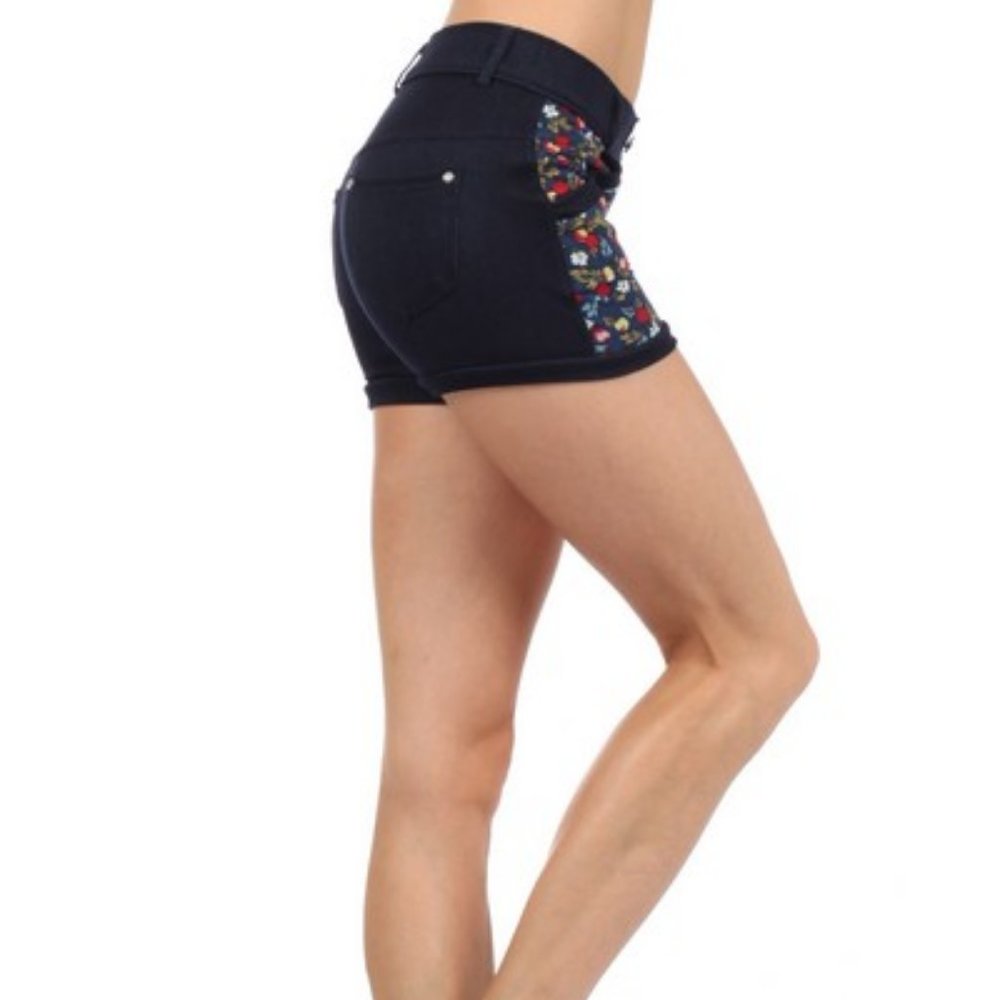 COPY - Cotton blend flower print shorts